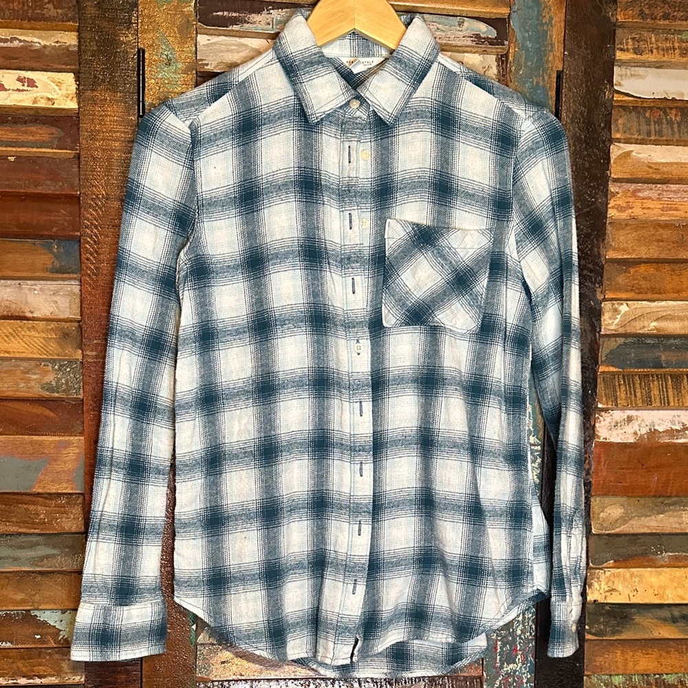 Classic Aeropostale Checkered Flannel Shirt